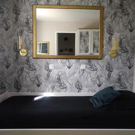 Au Calme Face Au Appartement