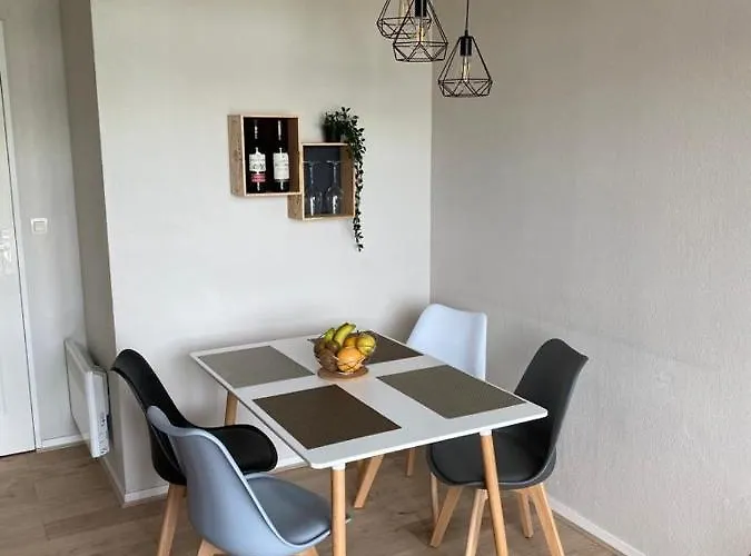 Au Calme Face Au Appartamento